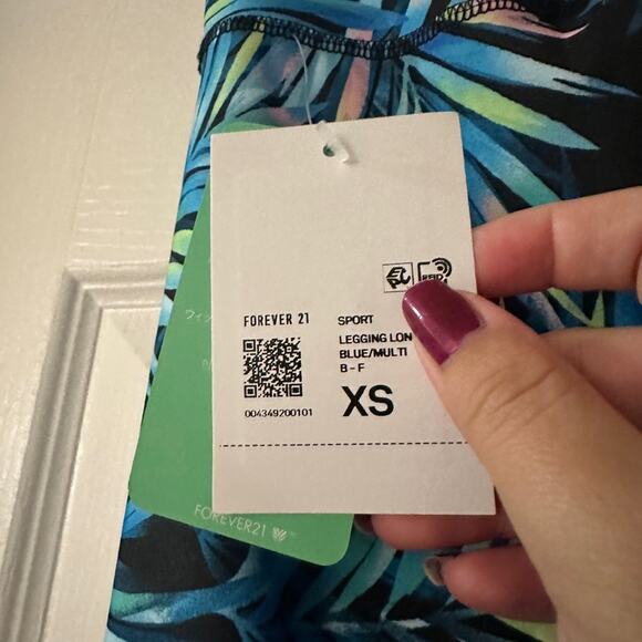 🍷NWT forever 21 high waisted tropical printed yoga athletic pants size xs - Picture 6 of 7